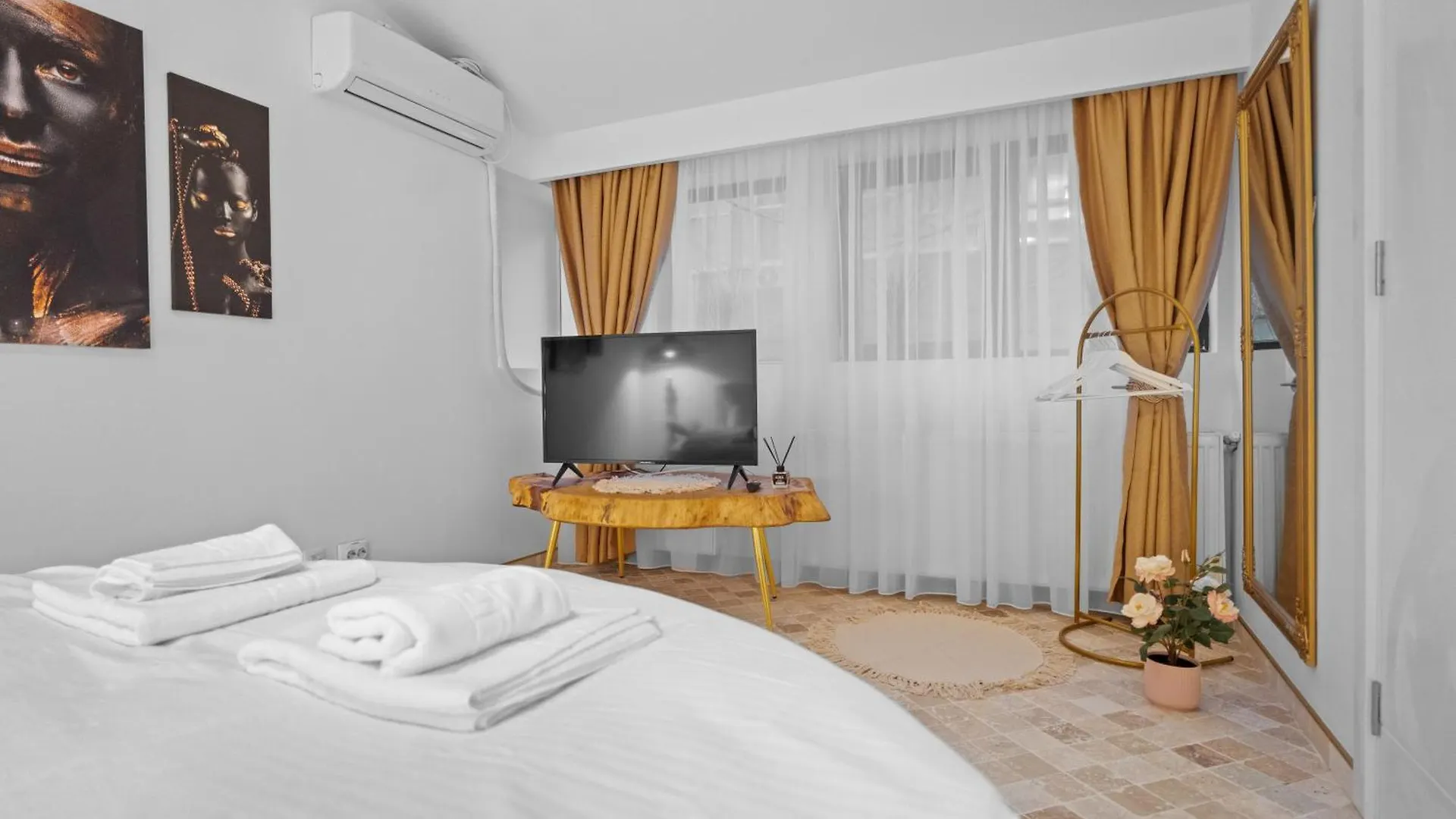 Apartament Santorini White Experience Bukareszt Rumunia