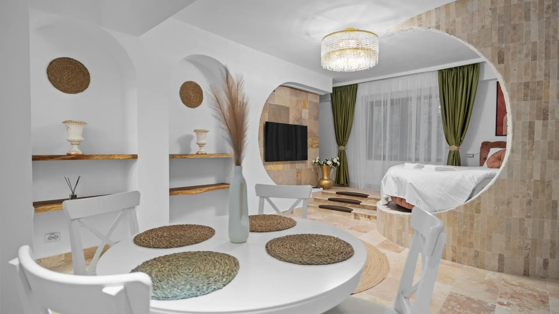 Santorini White Experience Apartment Bucharest